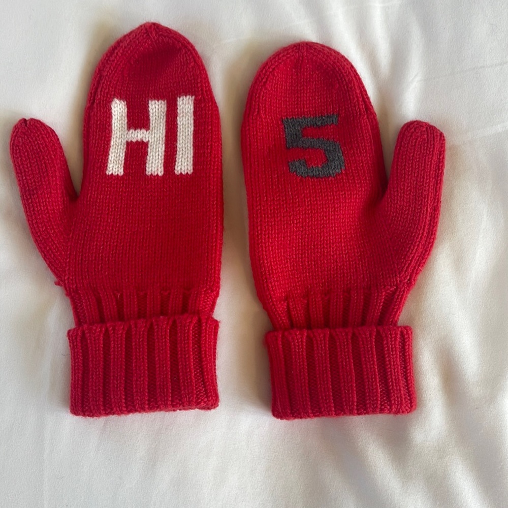 Kate Spade Hi 5 mittens